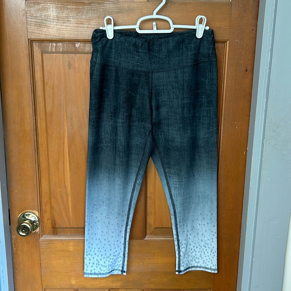 Active Capri Leggings
